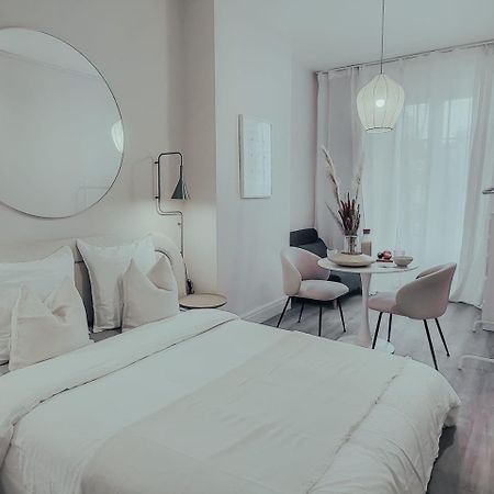 Suite Onega Lyon Ngoại thất bức ảnh