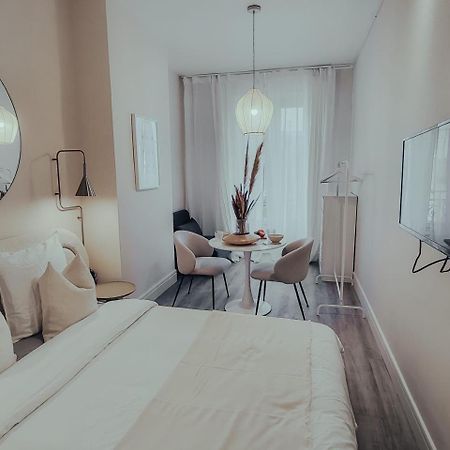 Suite Onega Lyon Ngoại thất bức ảnh