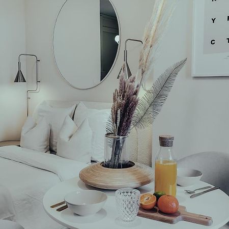 Suite Onega Lyon Ngoại thất bức ảnh
