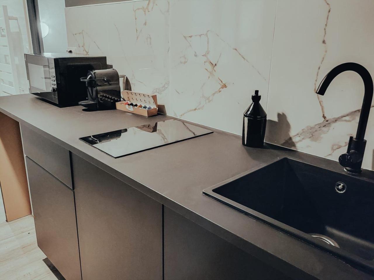 Suite Onega Lyon Ngoại thất bức ảnh