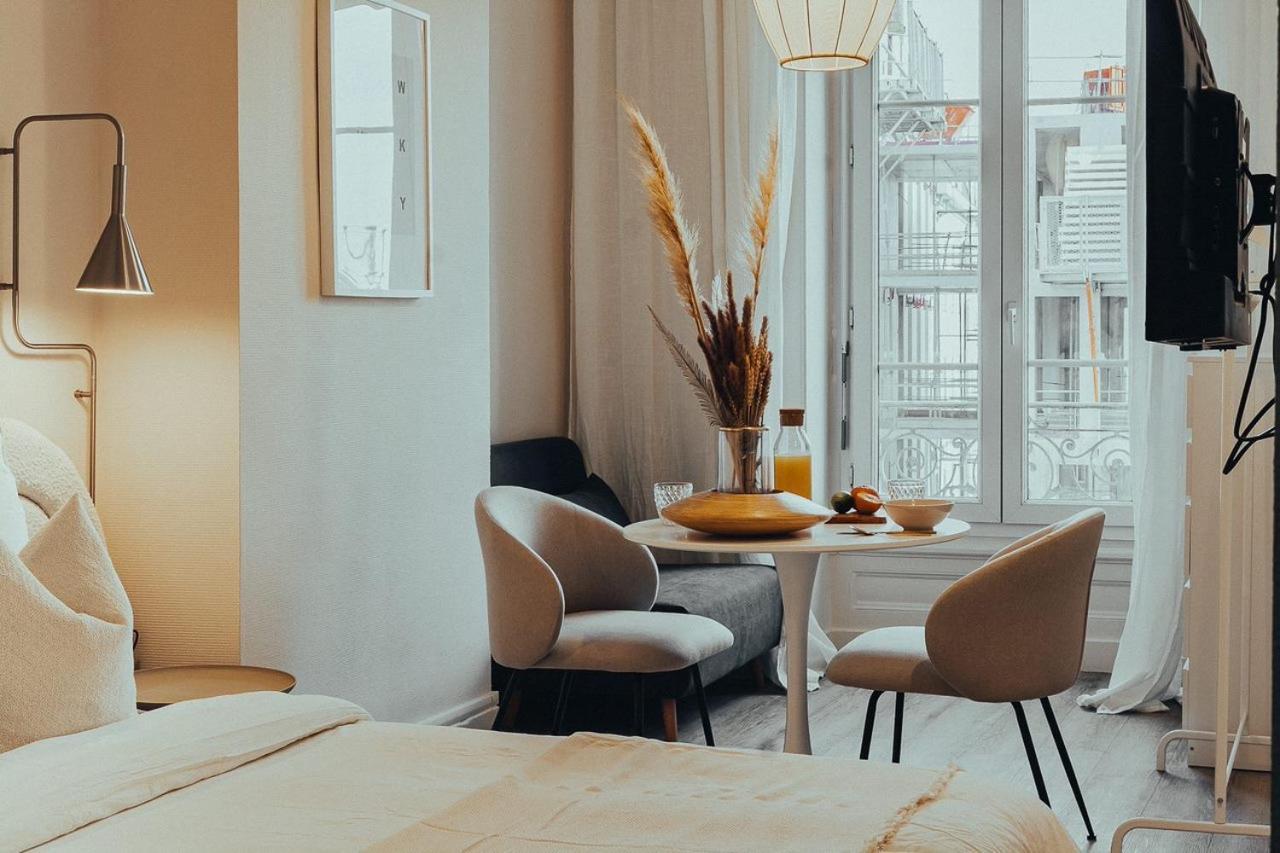 Suite Onega Lyon Ngoại thất bức ảnh