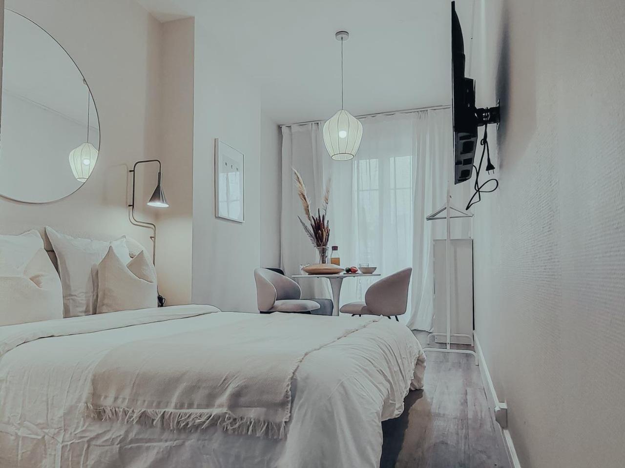 Suite Onega Lyon Ngoại thất bức ảnh