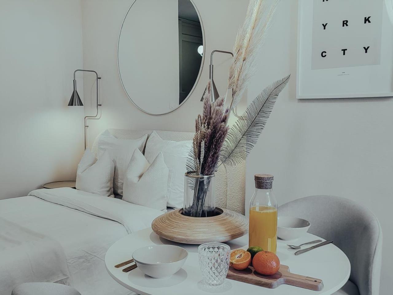 Suite Onega Lyon Ngoại thất bức ảnh