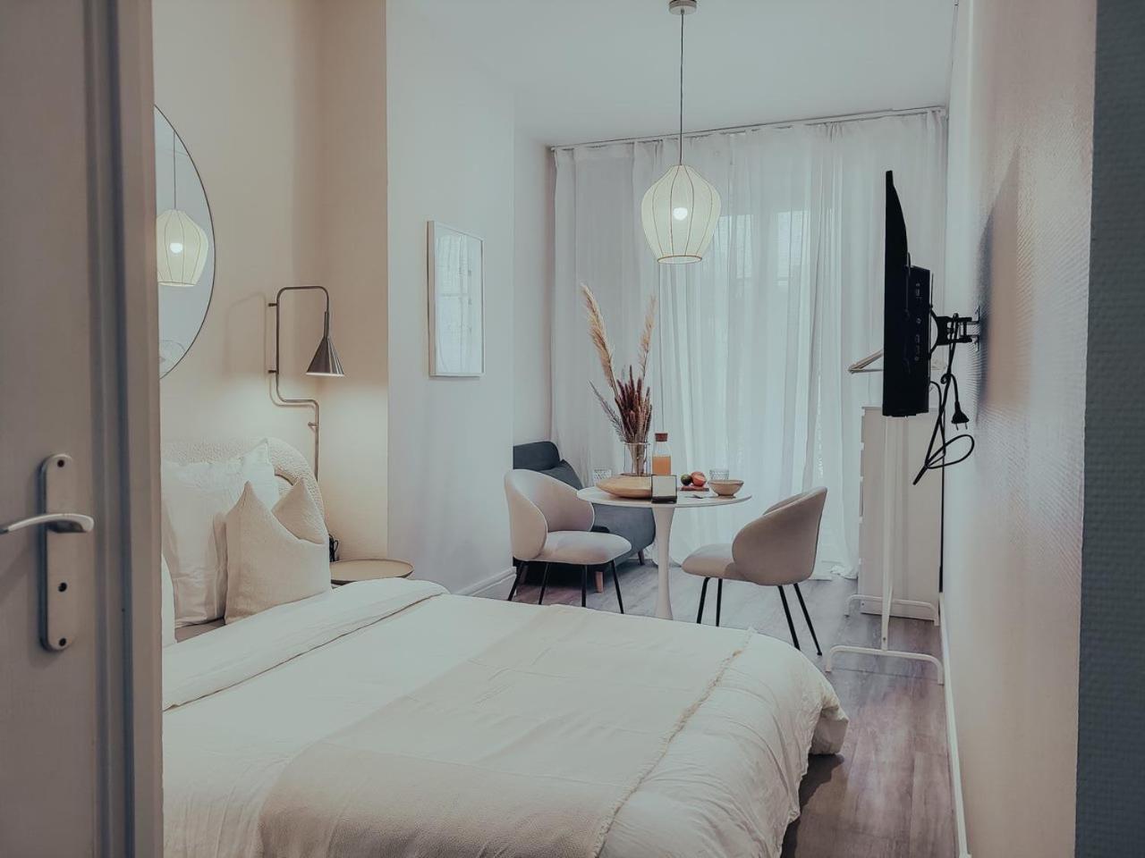 Suite Onega Lyon Ngoại thất bức ảnh